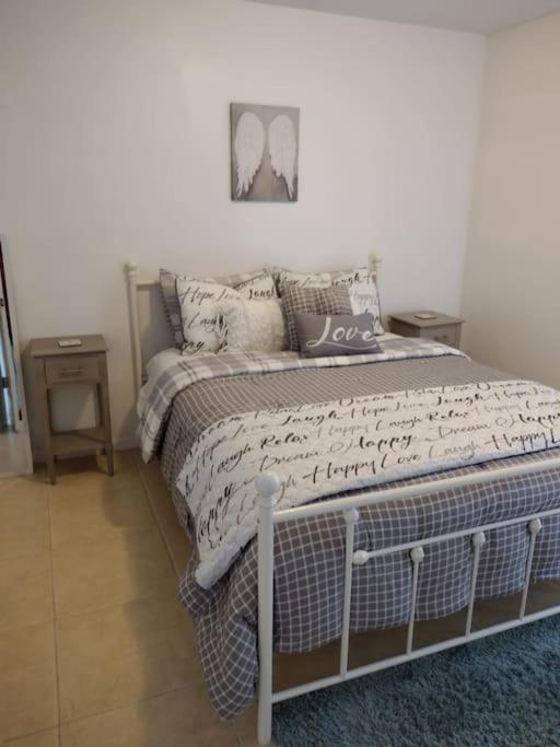 Home From Home 5 Bedroom Villa Davenport Bagian luar foto